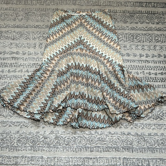 🏷️ SALE 🏷️ Banana Republic Zig Zag shirt & skirt set - Picture 12 of 13